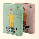 bedrukt doosje met los deksel kaarten in full color yin yoga met laminaat